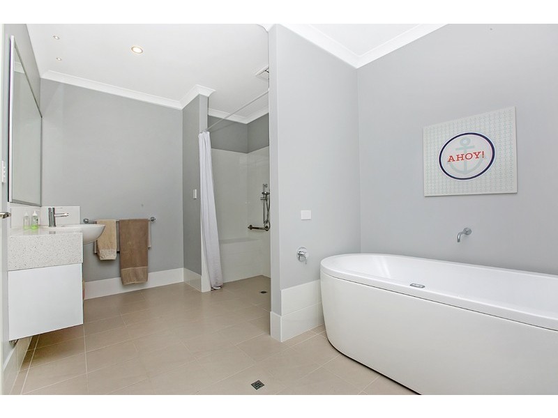 49 Murrumbidgee Drive, Hammond Park WA 6164