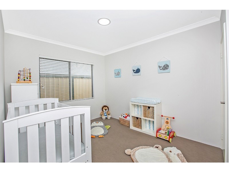 49 Murrumbidgee Drive, Hammond Park WA 6164