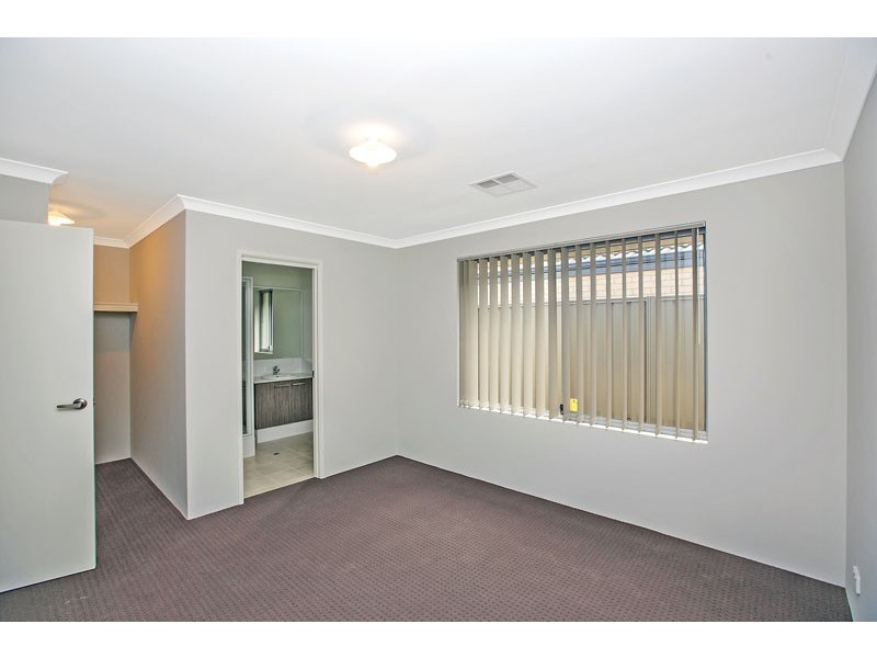 16 Sorbonne Turn, Aubin Grove WA 6164