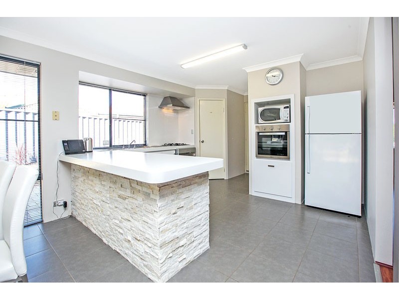 29 Wauhop Circle, Beeliar WA 6164