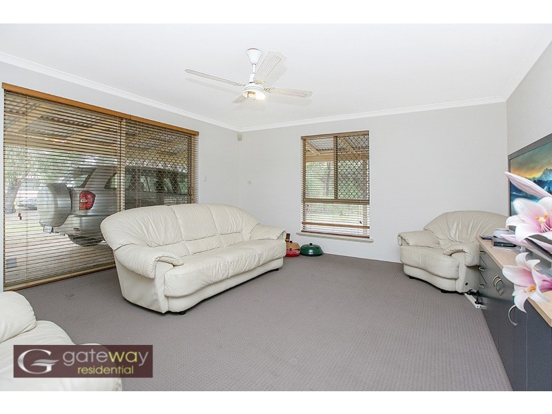 11 Glendale Crescent, Jandakot WA 6164
