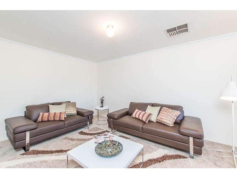 8 Talisker Gate, Aubin Grove WA 6164