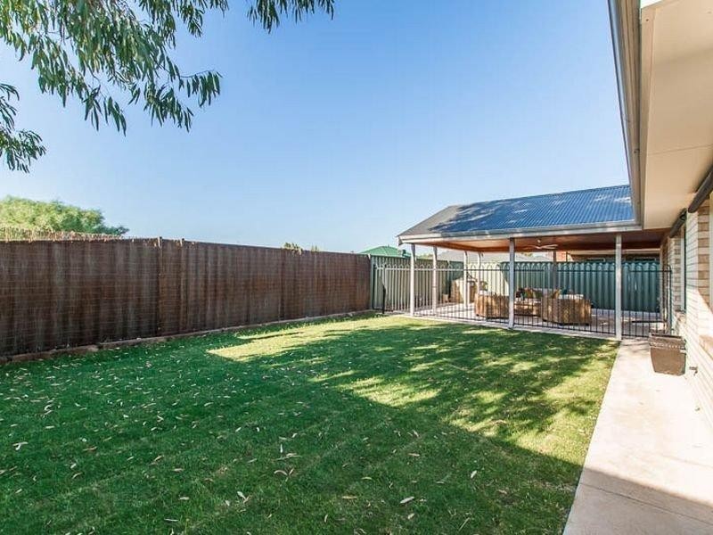 8 Talisker Gate, Aubin Grove WA 6164