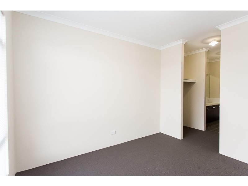 23 Geikie Glade, Wandi WA 6167