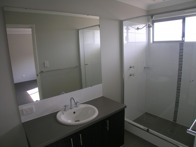 16 Brantwood Turn, Wellard WA 6170