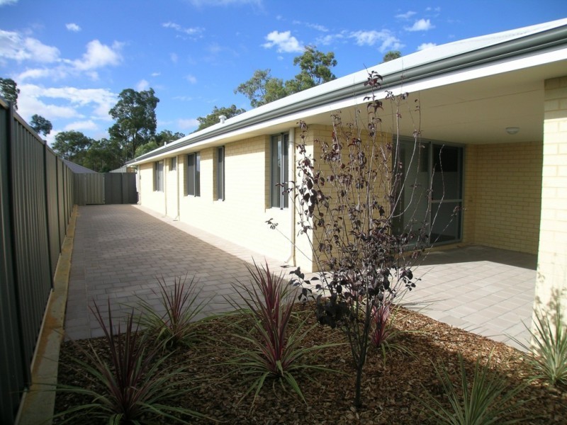 16 Brantwood Turn, Wellard WA 6170