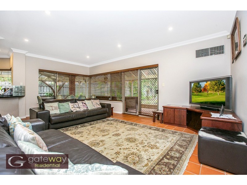 44 Glen Iris Drive, Jandakot WA 6164