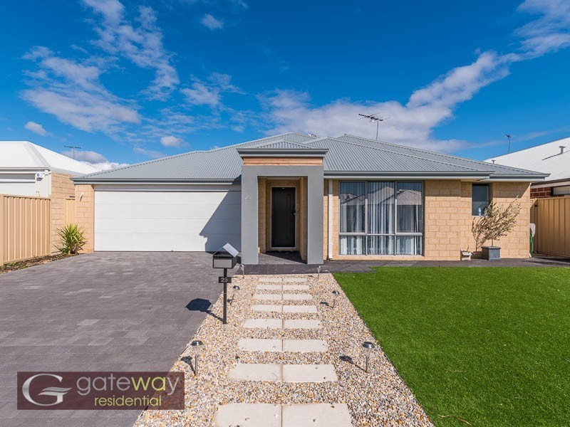 25 Cousins Street, Hammond Park WA 6164