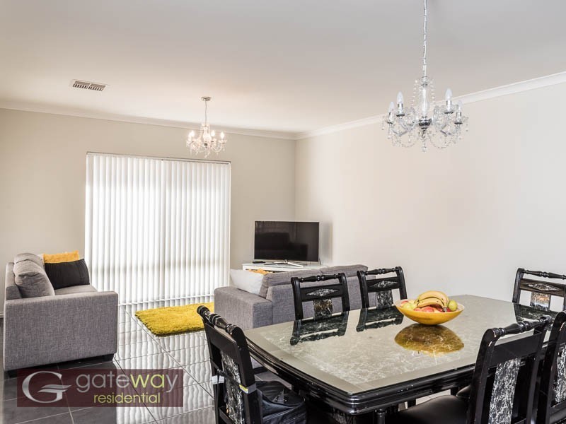 25 Cousins Street, Hammond Park WA 6164