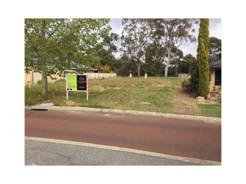 32 Dean Road, Jandakot WA 6164