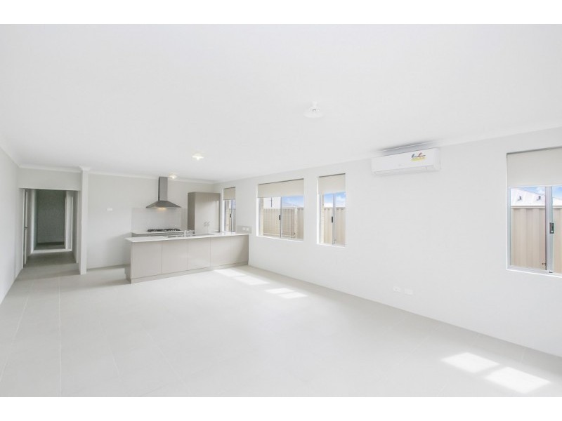 41A Lavinia Crecent, Secret Harbour WA 6173