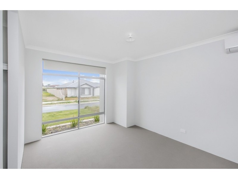 41A Lavinia Crecent, Secret Harbour WA 6173