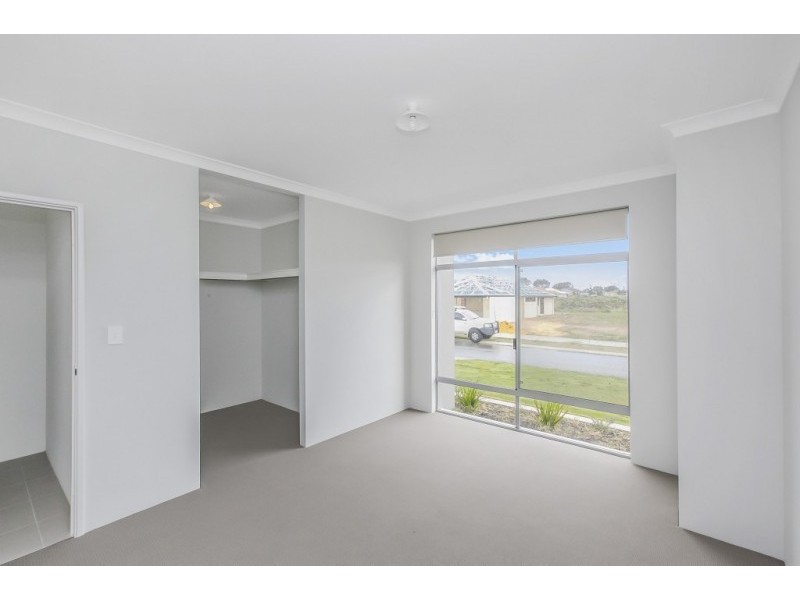 41A Lavinia Crecent, Secret Harbour WA 6173