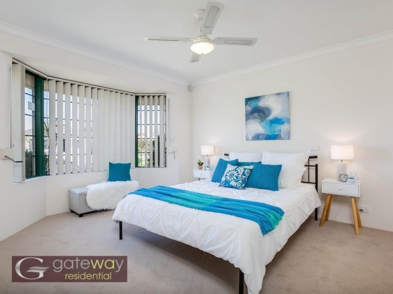 114 Brenchley Drive, Atwell WA 6164