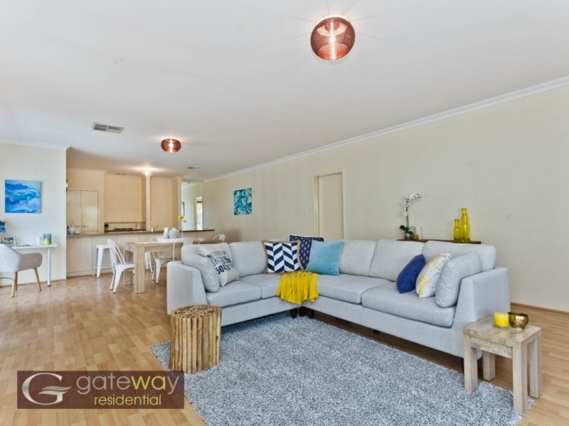 42 Whittaker Turn, Piara Waters WA 6112