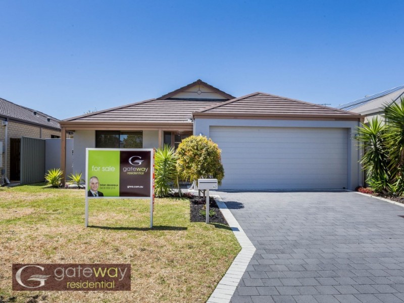 42 Whittaker Turn, Piara Waters WA 6112