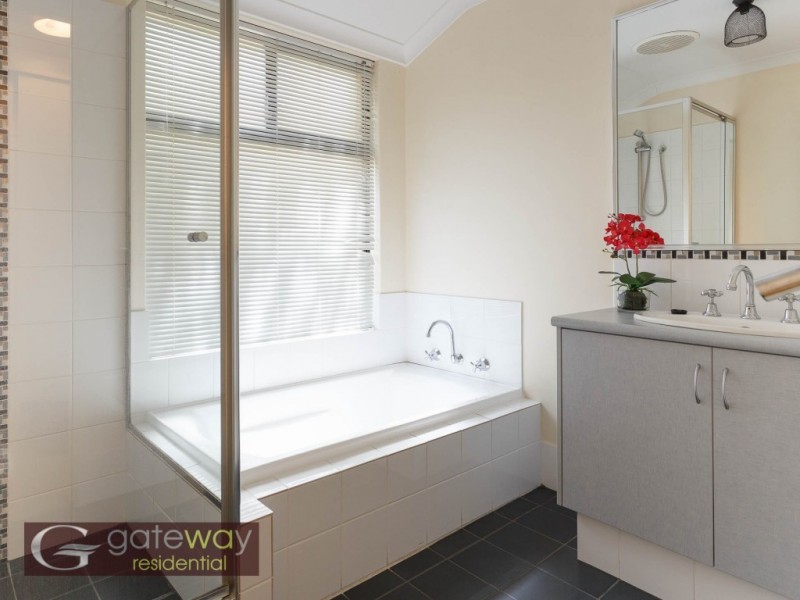 42 Whittaker Turn, Piara Waters WA 6112