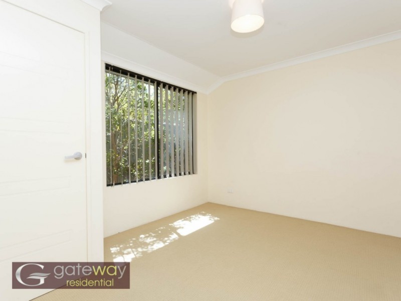 42 Whittaker Turn, Piara Waters WA 6112