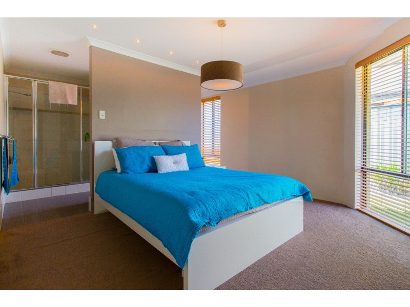 12 Vermillion Way, Success WA 6164