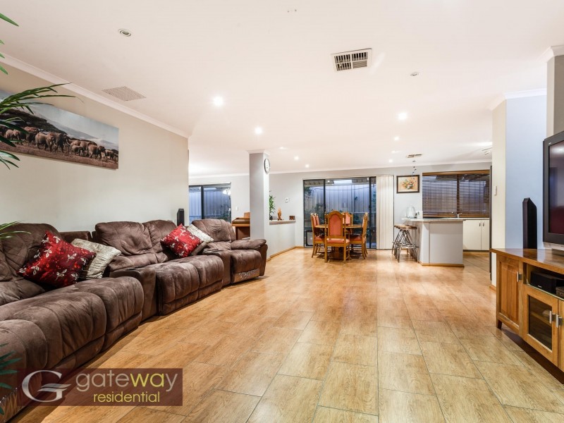 14 Waitch Loop, Beeliar WA 6164