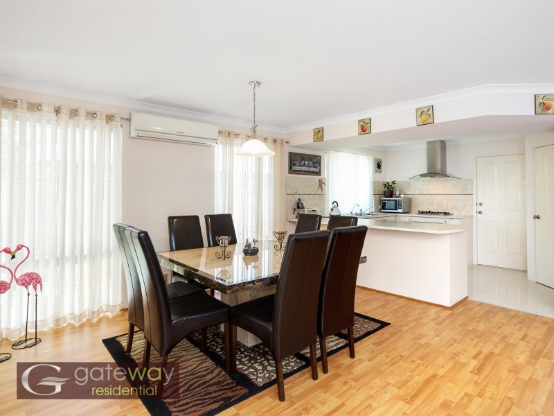 4 Cotswold Parade, Aubin Grove WA 6164