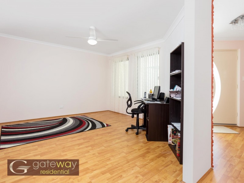 4 Cotswold Parade, Aubin Grove WA 6164