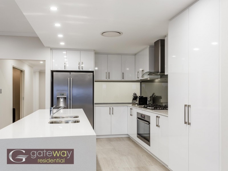 10 Howe Street, Beeliar WA 6164