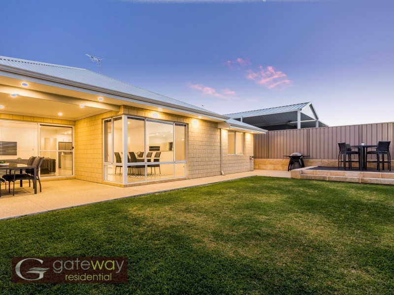 10 Howe Street, Beeliar WA 6164