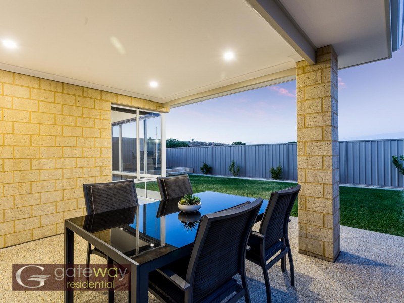 10 Howe Street, Beeliar WA 6164