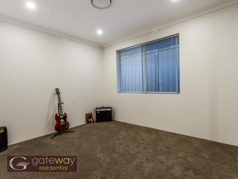 10 Howe Street, Beeliar WA 6164