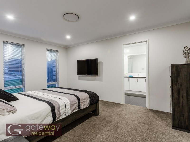 10 Howe Street, Beeliar WA 6164
