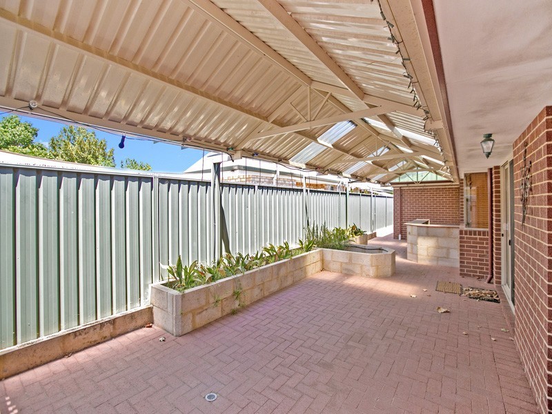 6 Connolly Mews, Atwell WA 6164