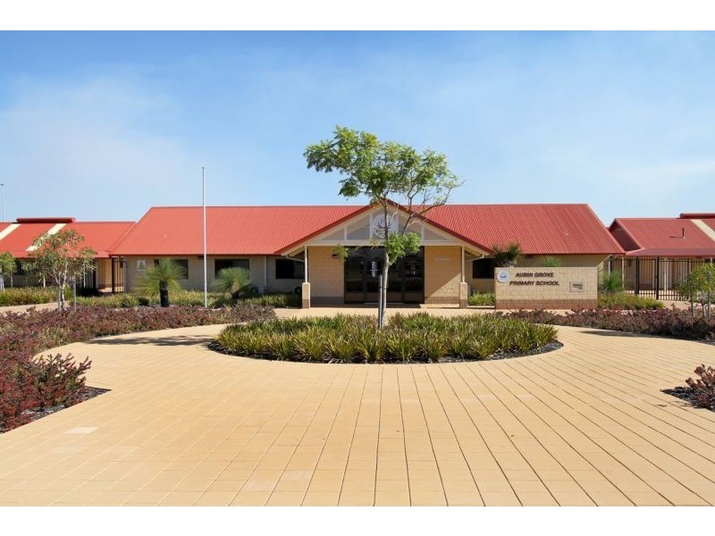 6 Balboa, Aubin Grove WA 6164