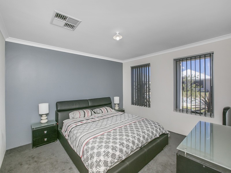 36 Litchfield Circle, Wandi WA 6167