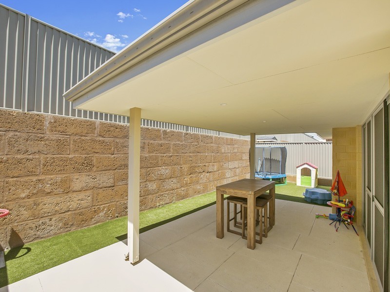 36 Litchfield Circle, Wandi WA 6167