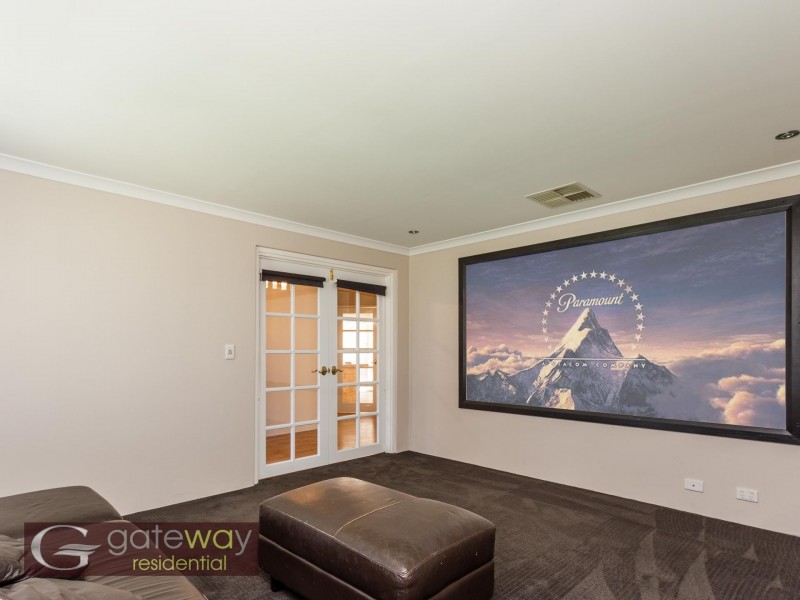 210 Glen Iris Drive, Jandakot WA 6164