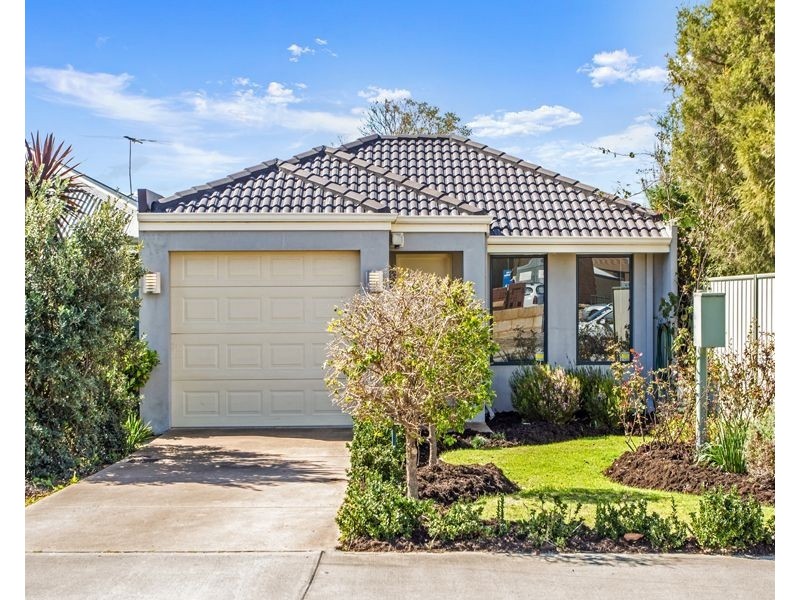 6/17 Pearson Drive, Success WA 6164