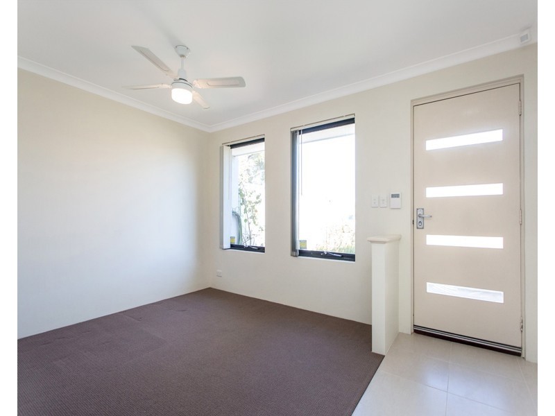 6/17 Pearson Drive, Success WA 6164