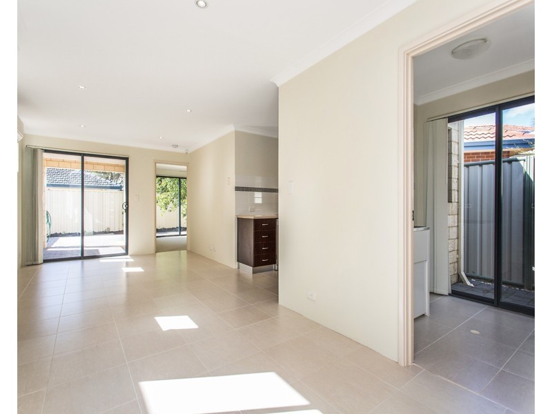 6/17 Pearson Drive, Success WA 6164