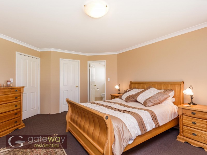 1 Hunter Way, Hammond Park WA 6164