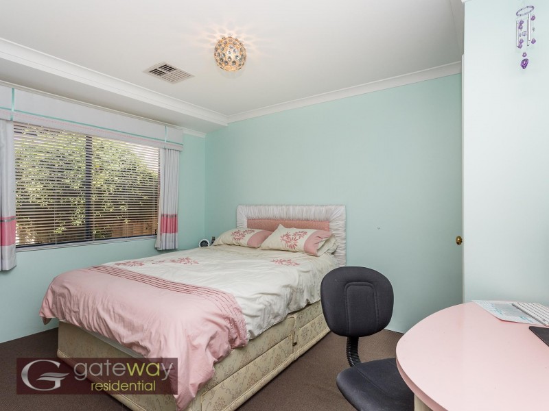 1 Hunter Way, Hammond Park WA 6164
