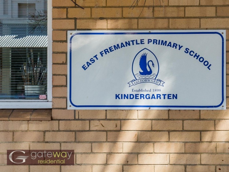 66 George Street, East Fremantle WA 6158