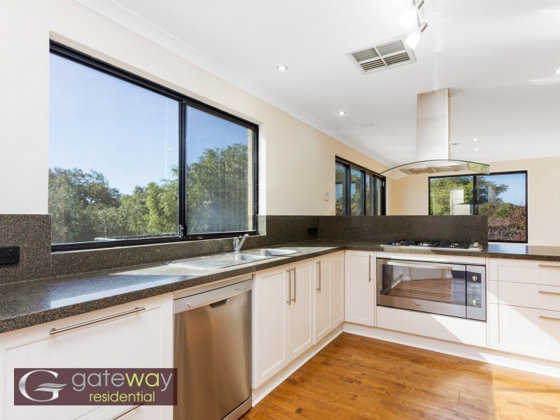 15 Aster Close, Beeliar WA 6164