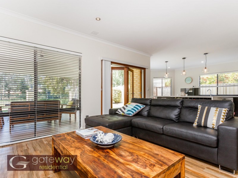 8 Eadie Court, Jandakot WA 6164