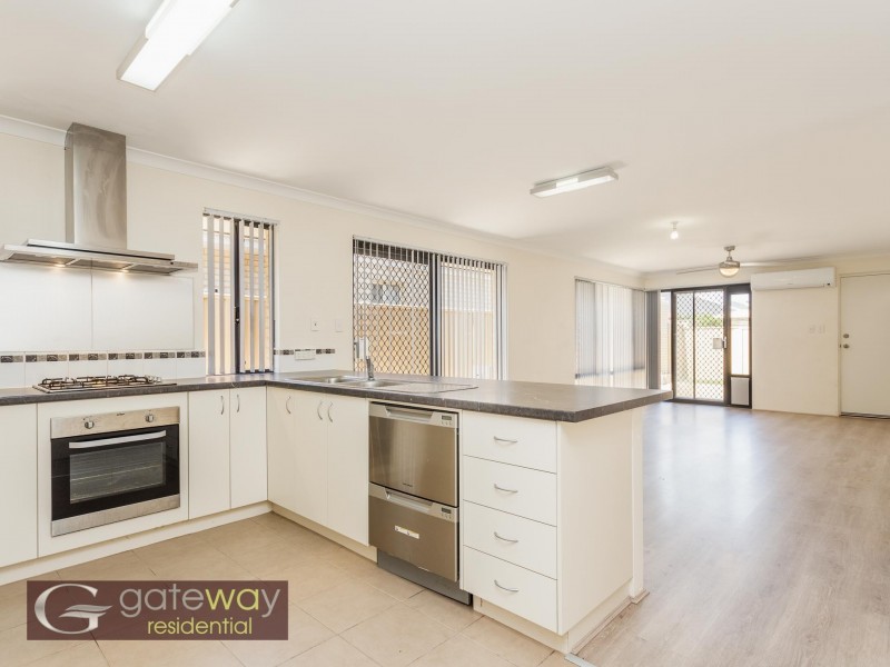 7 Willis Terrace, Hammond Park WA 6164