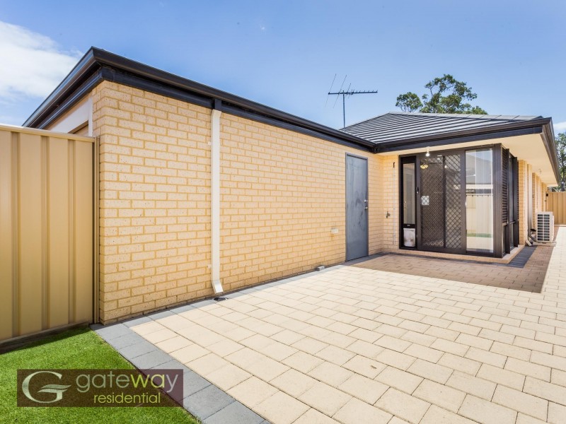 7 Willis Terrace, Hammond Park WA 6164