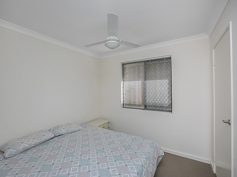 18 Midgegooroo Street, Ellenbrook WA 6069