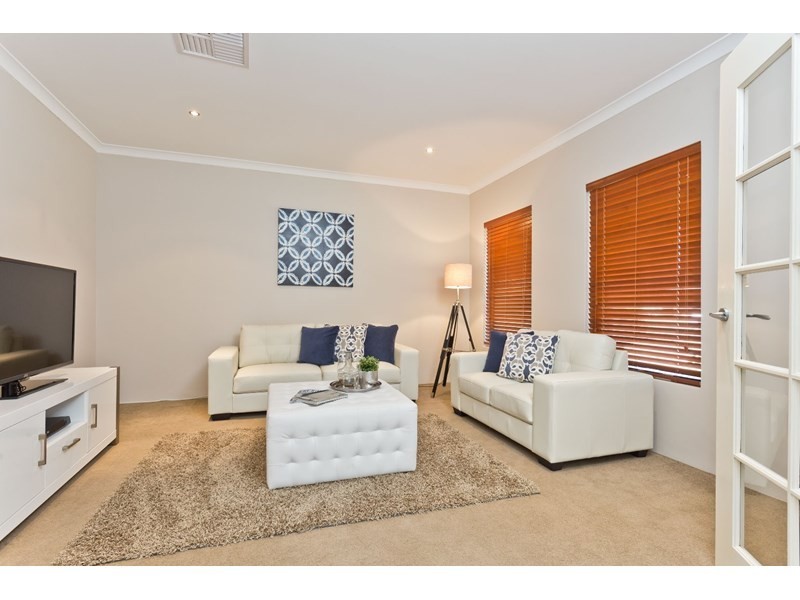 193 Gaebler Road, Aubin Grove WA 6164