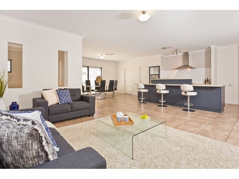 193 Gaebler Road, Aubin Grove WA 6164