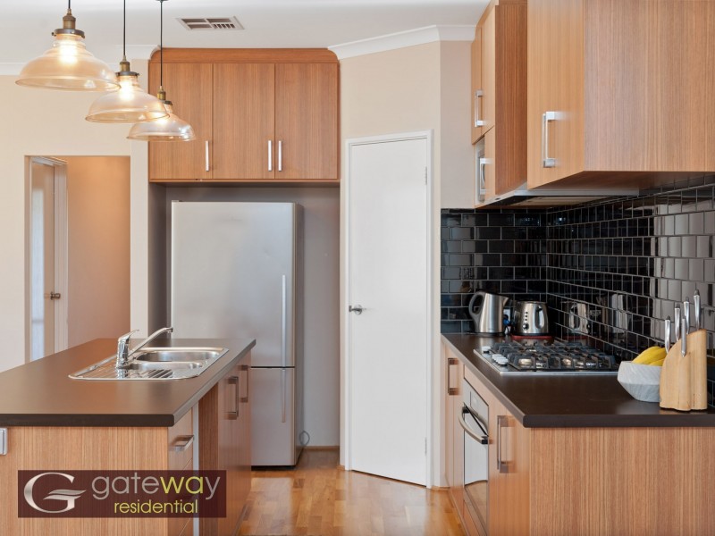2 Firebrace Elbow, Canning Vale WA 6155